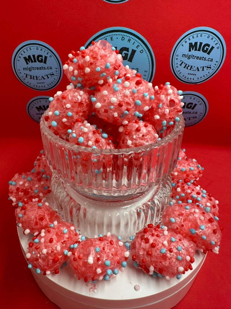 Freeze-Dried Puffy Crispy Cherry-Raspberry Gummy Candies