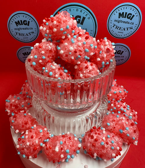 Freeze-Dried Puffy Crispy Cherry-Raspberry Gummy Candies