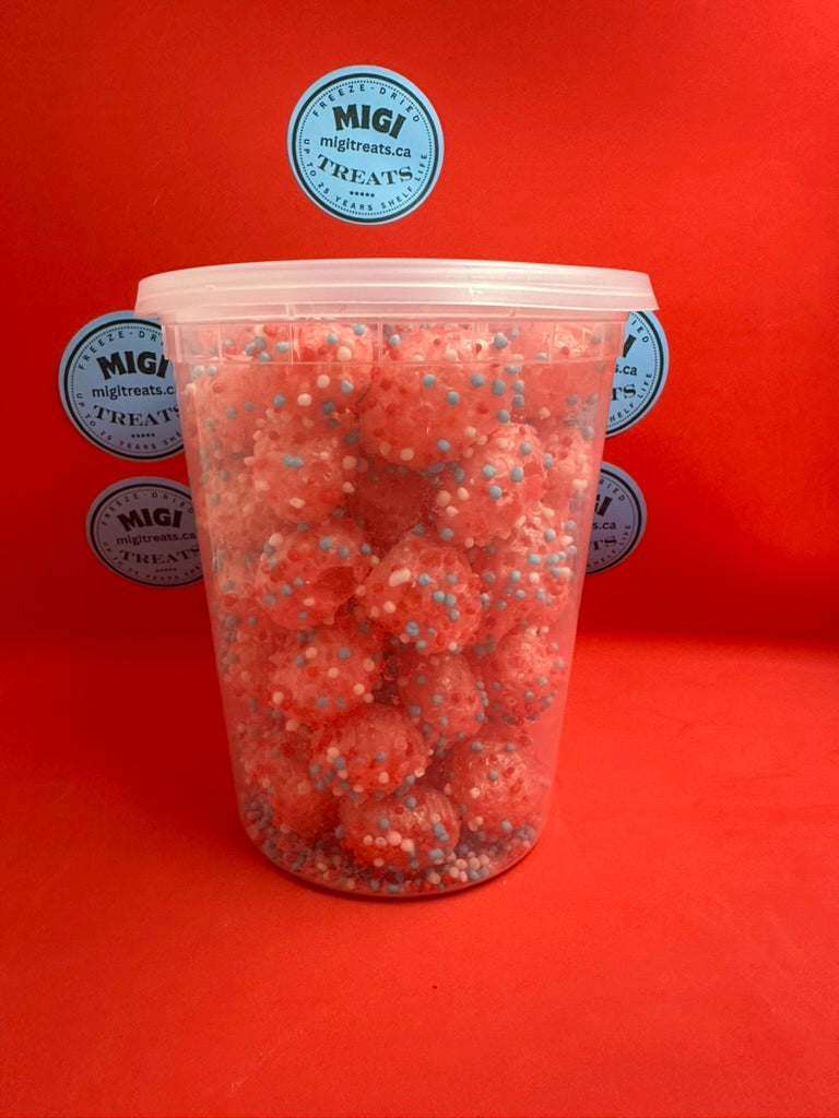 Freeze-Dried Puffy Crispy Cherry-Raspberry Gummy Candies