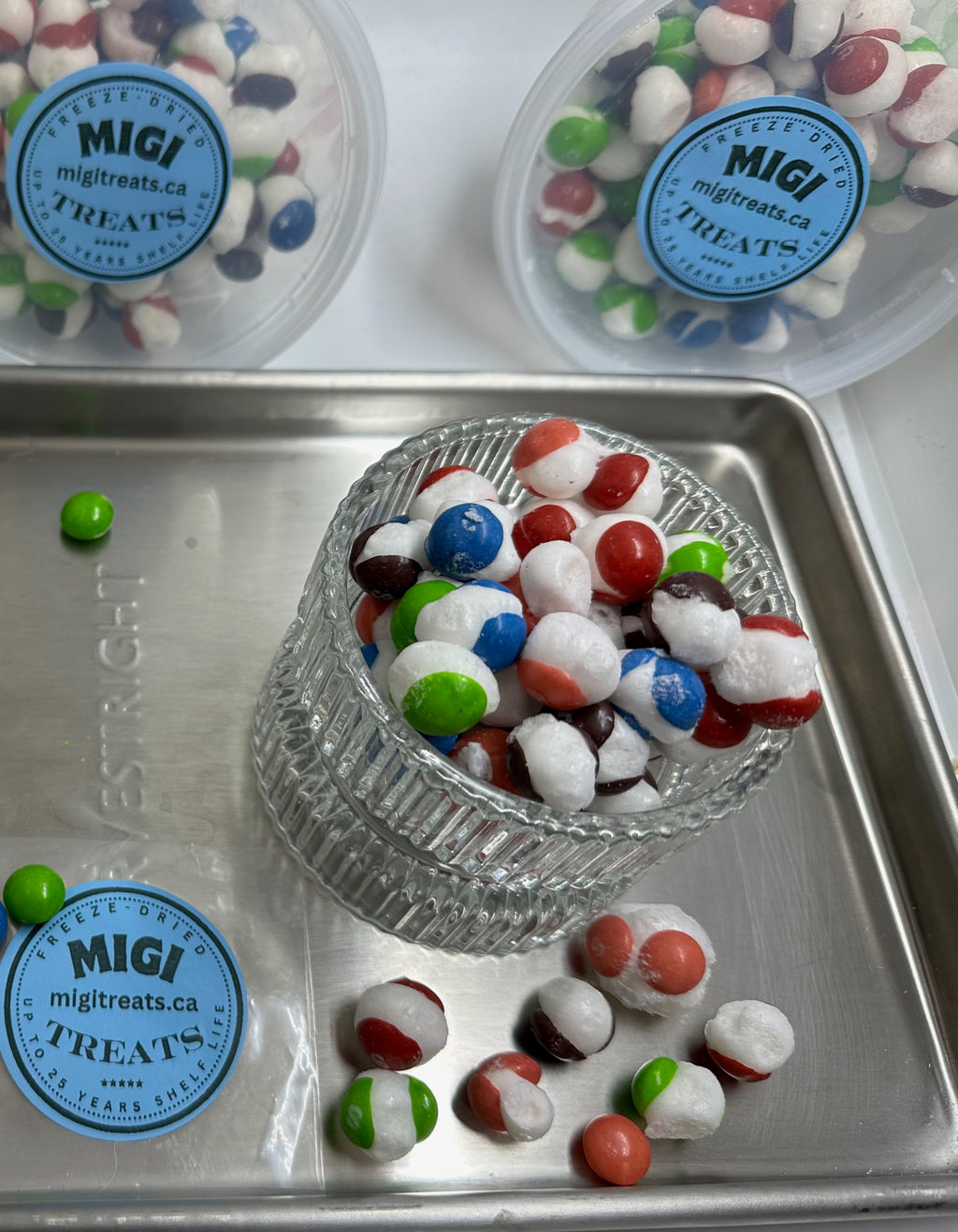 Freeze-Dried Puffy Crispy Berry Rainbow Candies