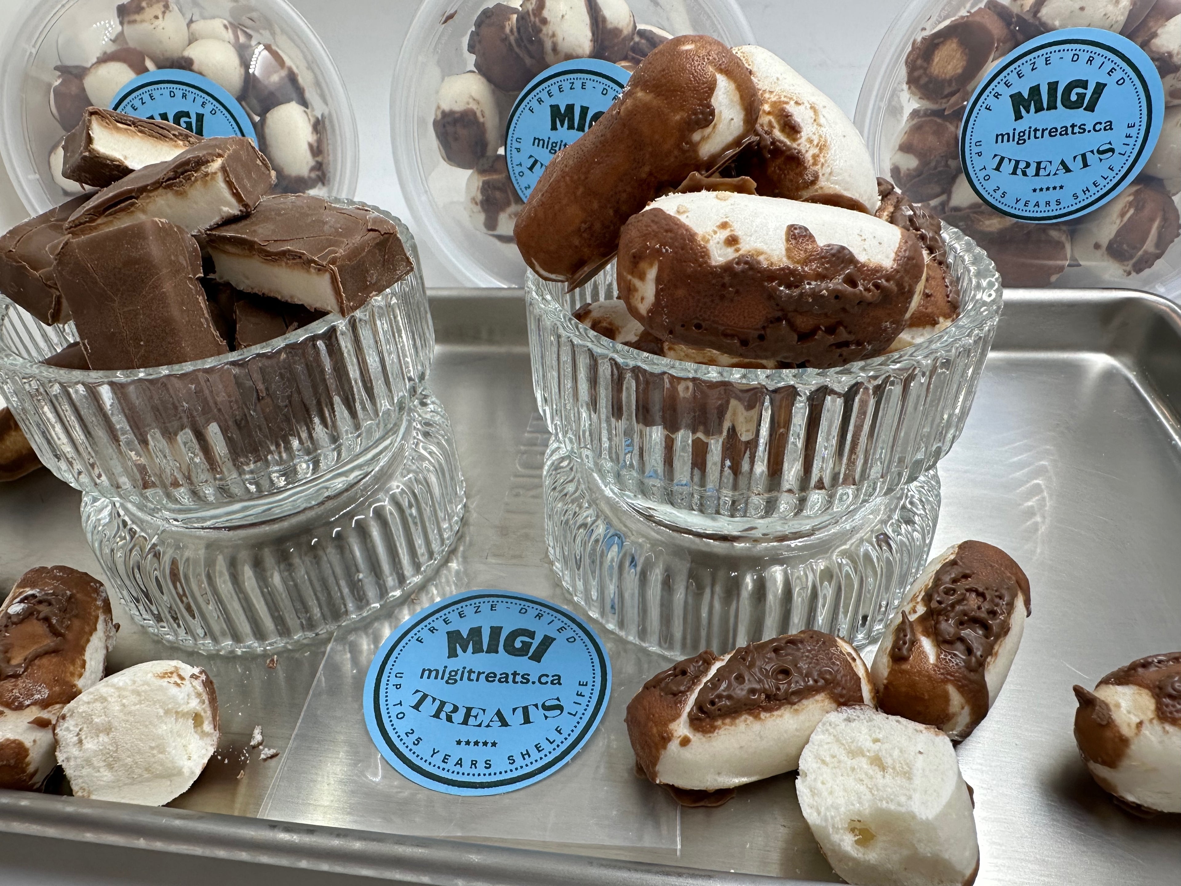 Freeze-Dried Puffy- Crispy Chocolate Vanilla Nougat Candy