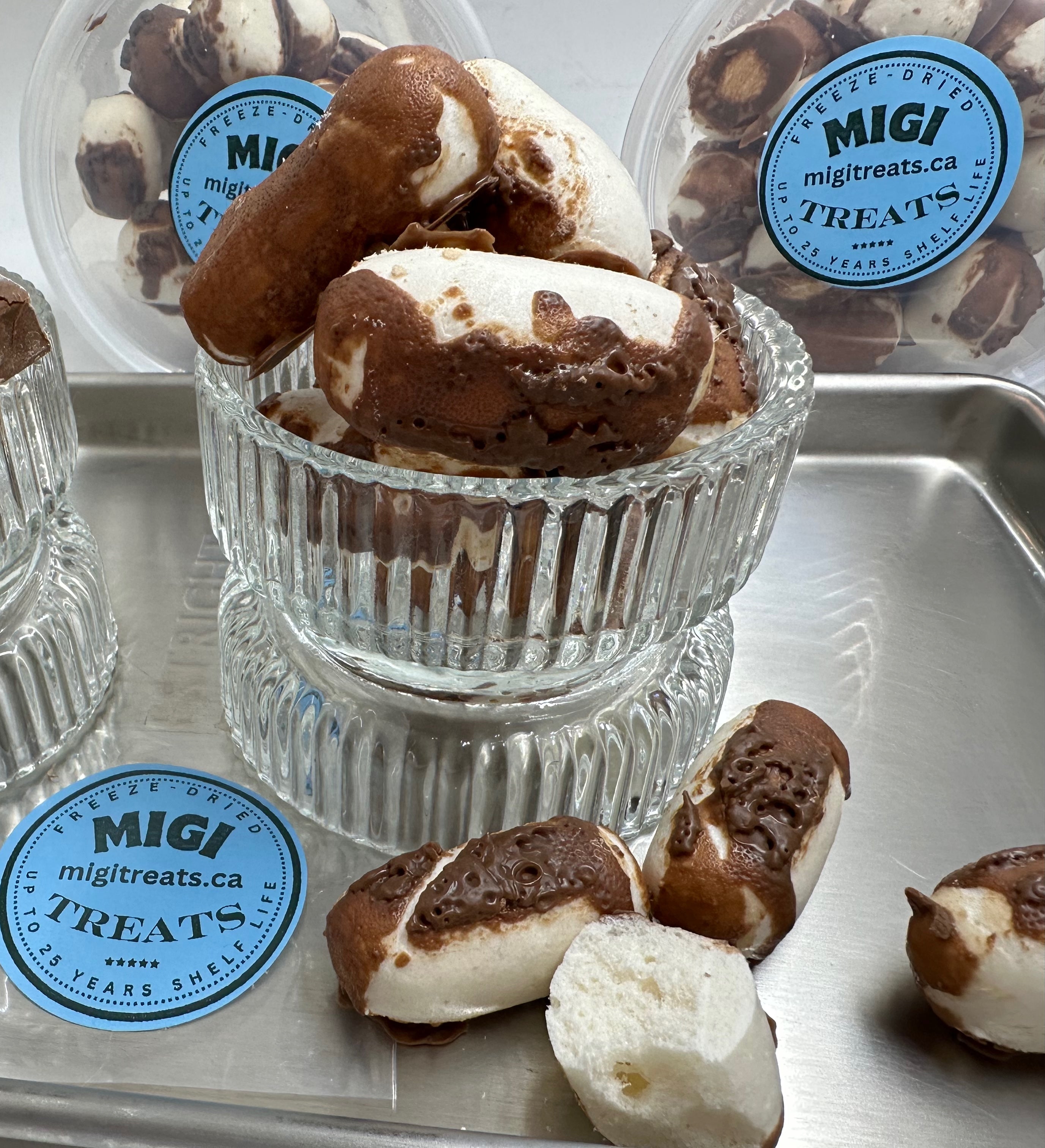 Freeze-Dried Puffy- Crispy Chocolate Vanilla Nougat Candy